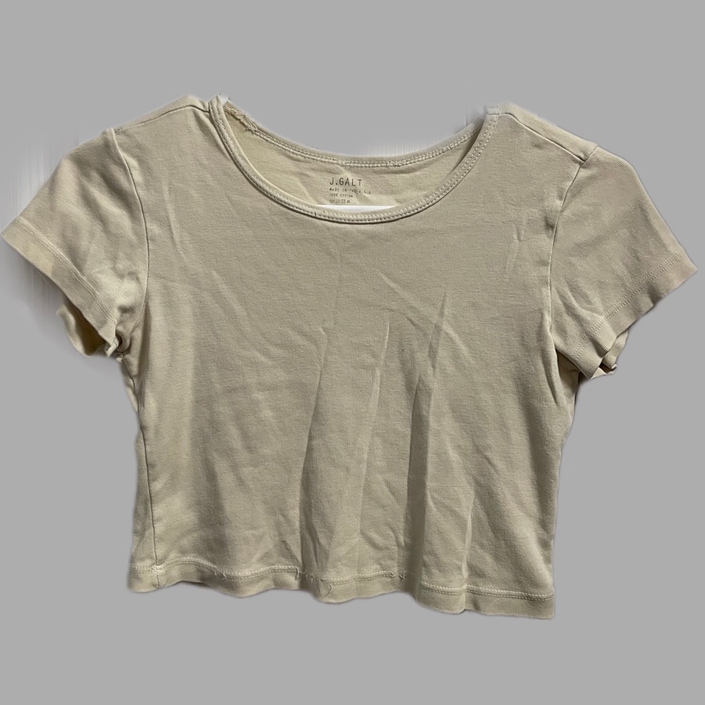 Brandy Melville baby tee